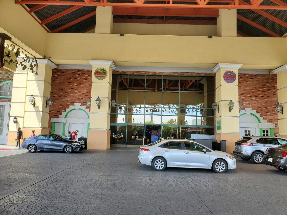 Aparthotel Comfy Unit At Orleans Casino Strip