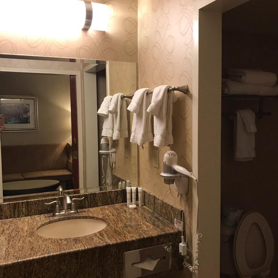 Comfy Unit At Orleans Casino Strip Aparthotel